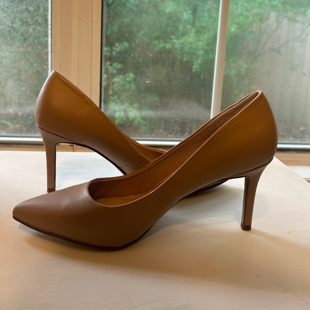 Tan Pumps Never Worn